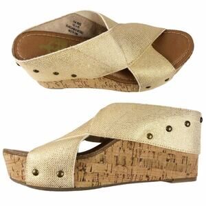 Crown Vintage | Gold Shimmer Canvas Strap Wedges 6.5